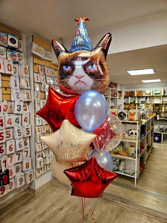 N-94 Hēlija balonu kompozīcija "Grumpy Cat".